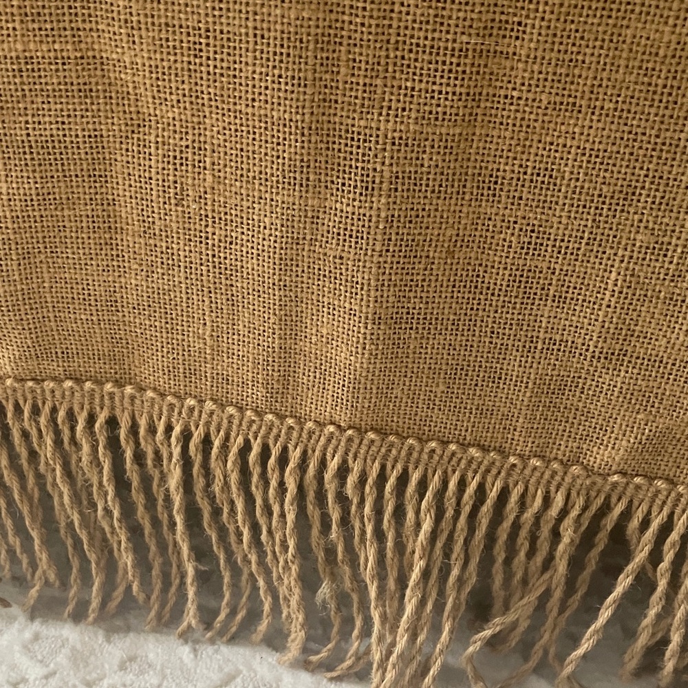 Ballard Queen Size Burlap Fringe Bedskirt - Picture 4 of 5